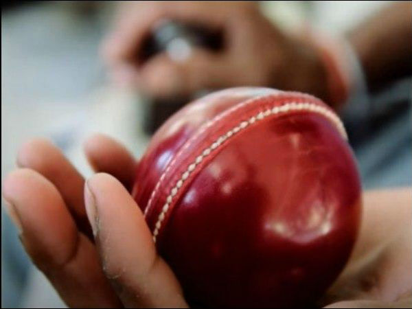 উদ্বোধনী ম্যাচ