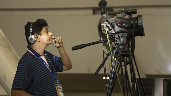 কনটেইনমেন্ট জোনে শুটিং নয়