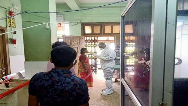 হাসপাতালের দায়িত্বজ্ঞানহীনতা