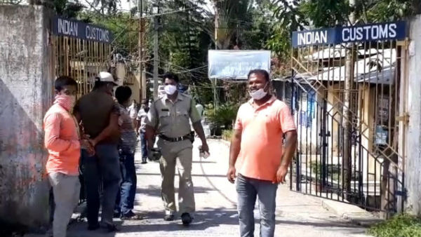 সীমান্তে ইছামতির খাল থেকে উদ্ধার মৃতদেহ সীমান্তে ইছামতির খাল থেকে উদ্ধার মৃতদেহ