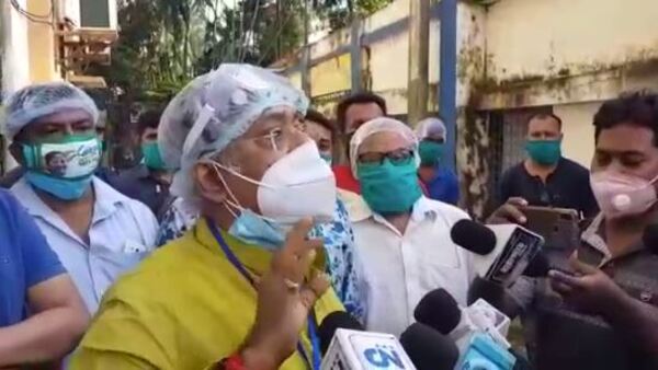 দিলীপ ঘোষকে আক্রমণ
