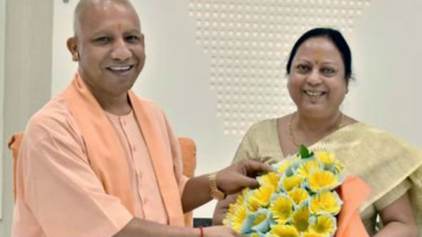 যোগী মন্ত্রীসভায় করোনার থাবা, মৃত্যু উত্তরপ্রদেশের কারিগরি শিক্ষামন্ত্রীর যোগী মন্ত্রীসভায় করোনার থাবা, মৃত্যু উত্তরপ্রদেশের কারিগরি শিক্ষামন্ত্রীর