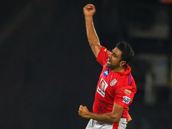 কেন অশ্বিনকে ঘিরে বিতর্ক তৈরি হয়?