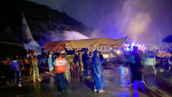 কোঝিকোড় বিমানবন্দরের পর্যাপ্ত পরিকাঠামো নিয়ে উঠছে প্রশ্ন