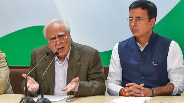ময়দানে নামলেন রণদীপ সিং সুরজেওয়ালা