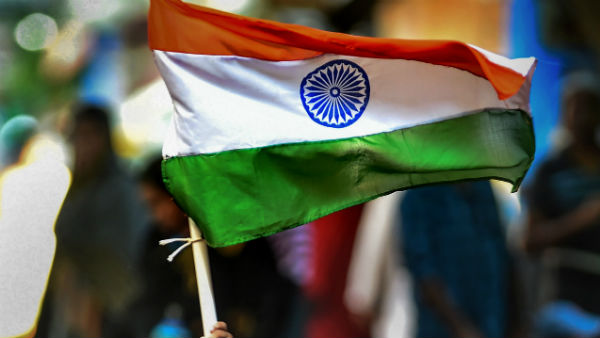 কোথায় গানের সুর দেওয়া হয়?