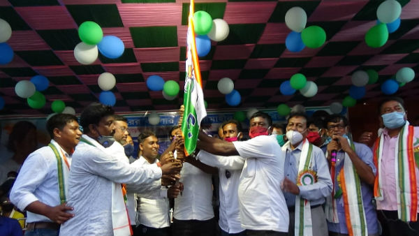 বাম থেকে তৃণমূলে