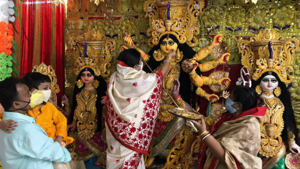 ৪৫ থেকে ৪৬ দিন ধরে হয় চণ্ডীপাঠ এবং বেদপাঠ