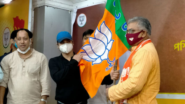 সোনাজয়ী অ্যাথলিট পিঙ্কি প্রামাণিক যোগ দিলেন বিজেপিতে, মেহতাব ক্ষত কি মুছতে পারবেন দিলীপরা সোনাজয়ী অ্যাথলিট পিঙ্কি প্রামাণিক যোগ দিলেন বিজেপিতে, মেহতাব ক্ষত কি মুছতে পারবেন দিলীপরা