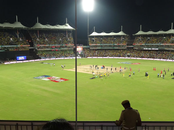 কোথায় ও কখন ম্যাচ