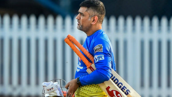 বায়ুসেনা নিয়ে ধোনির জ্ঞানে মুগ্ধ ফ্যানেরা