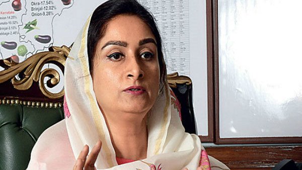 হরসিমরত কউর বাদলের বিস্ফোরণ