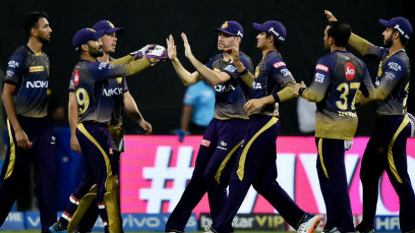 ২০১৬ সালে প্রতিপক্ষ আরসিবি