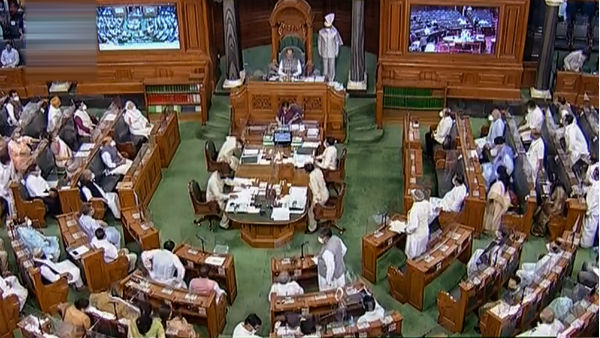 বিরোধী প্রতিবাদকে বৃদ্ধাঙ্গুষ্ঠ দেখিয়ে রাজ্যসভায় পেশ কৃষি-বিল, পাসের অঙ্ক কষা শুরু বিরোধী প্রতিবাদকে বৃদ্ধাঙ্গুষ্ঠ দেখিয়ে রাজ্যসভায় পেশ কৃষি-বিল, পাসের অঙ্ক কষা শুরু