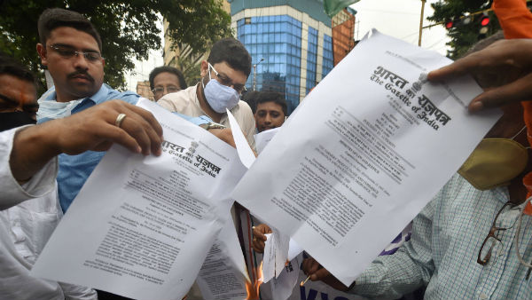 ফারাক থাকছে সরকারে কথায় ও কাজে