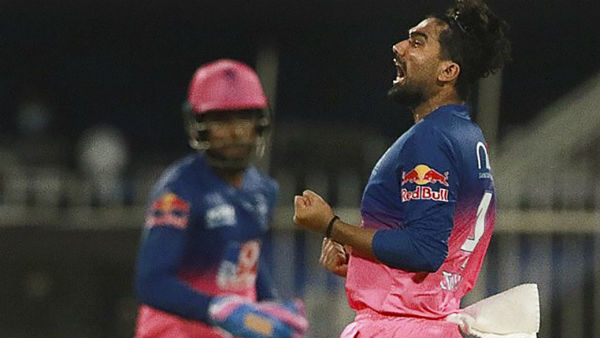 যুবরাজের রেকর্ড হাতছাড়া রাজস্থানের তেওয়াটিয়ার