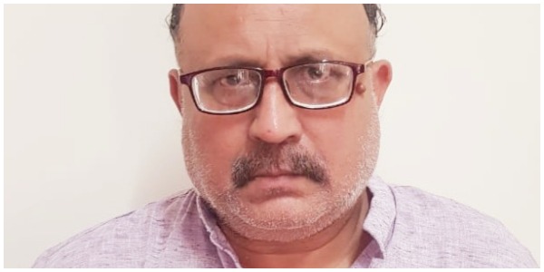 তথ্যের বিনিময়ে প্রচুর টাকা!