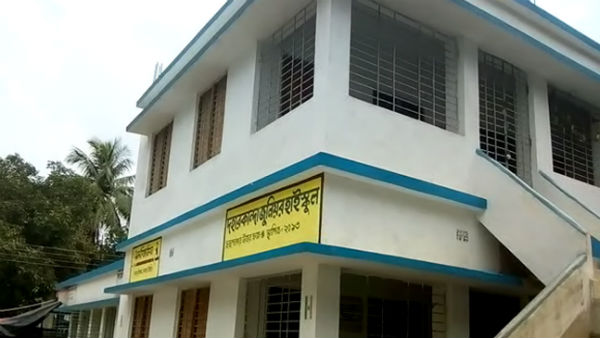 মধ্য মার্চ থেকে বন্ধ স্কুল