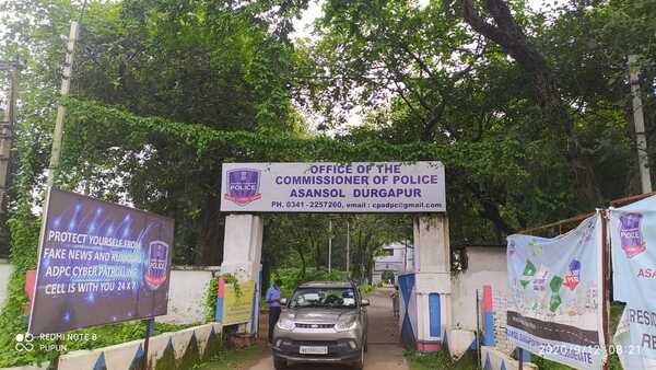 রাতে গ্রেফতার যুব মোর্চা নেতা