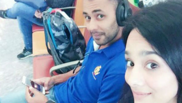 বাবা হলেন ক্রিকেটার, আইপিএল ২০২০-তে অংশ নিতে পারবেন না মা বাবা হলেন ক্রিকেটার, আইপিএল ২০২০-তে অংশ নিতে পারবেন না মা