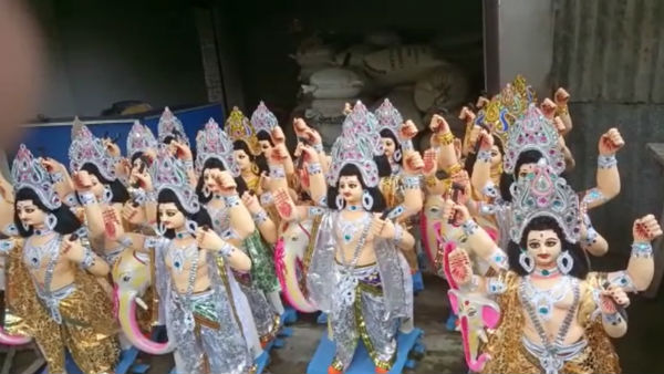 বিশ্বকর্মা পুজোর উপরেও করোনা থাবা! বাঁকুড়ায় মাথায় হাত শিল্পীদের বিশ্বকর্মা পুজোর উপরেও করোনা থাবা! বাঁকুড়ায় মাথায় হাত শিল্পীদের
