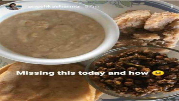 অষ্টমীর কোন মেনু মিস করছেন অনুষ্কা