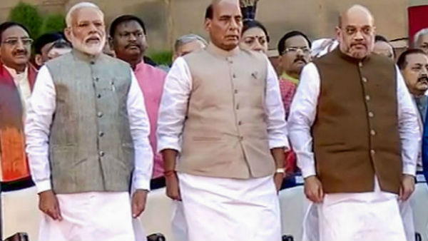 কাশ্মীরে জমি কিনতে পারবেন যেকেউ