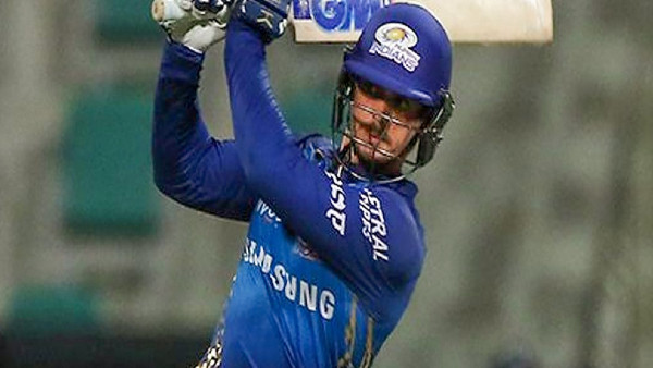 কেকেআরের নির্বিষ বোলিং