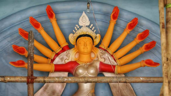 ষাটের দশকে ফিরছে জগৎ মুখার্জি পার্কের পুজো ষাটের দশকে ফিরছে জগৎ মুখার্জি পার্কের পুজো