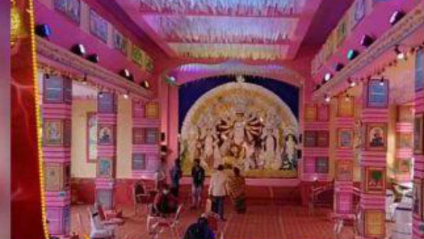 হলদিয়ার ক্ষুদিরাম স্মৃতি সংঘে দেখা যাবে পটচিত্রের রকমারি হলদিয়ার ক্ষুদিরাম স্মৃতি সংঘে দেখা যাবে পটচিত্রের রকমারি