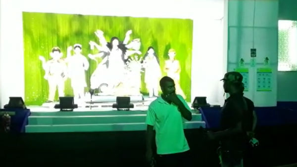 করোনা মোকাবিলায় প্রথম সারির যোদ্ধাদের সন্মানিত করল ইসলামপুরের পুজো করোনা মোকাবিলায় প্রথম সারির যোদ্ধাদের সন্মানিত করল ইসলামপুরের পুজো