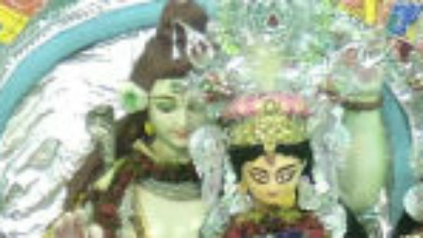 লাহা বাড়িতে শিব-দুর্গা