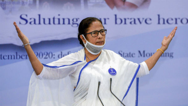 মমতা বন্দ্যোপাধ্যায়ের ঘোষণা