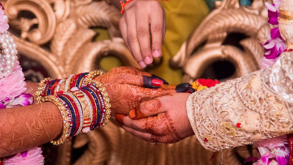 একাধিক সামাজিক প্রকল্পের হাত ধরেই কমছে বাল্যবিবাহের পরিমাণ