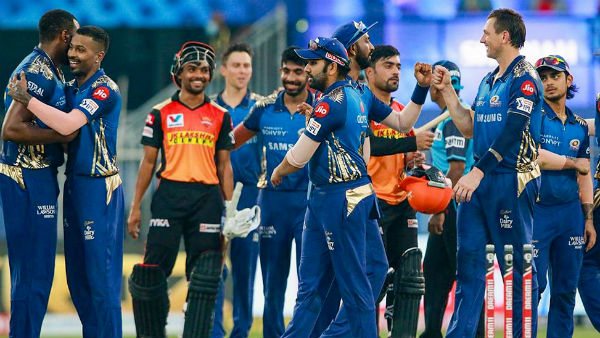 মুম্বই ইন্ডিয়ান্স বনাম সানরাইজার্স হায়দরাবাদ