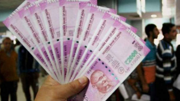 শ্রমিক স্পেশাল ট্রেনের জন্য অর্থ রেলকে