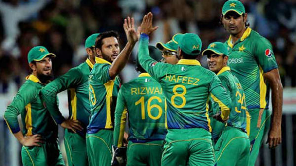 পাকিস্তান সুপার লিগে নজর কাড়বেন ৭ ফুট ৬ ইঞ্চির ফাস্ট বোলার! পাকিস্তান সুপার লিগে নজর কাড়বেন ৭ ফুট ৬ ইঞ্চির ফাস্ট বোলার!