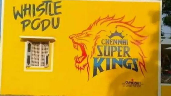 সিএসকের জার্সির রঙে বাড়ি রাঙিয়েছেন ক্রিকেটভক্ত
