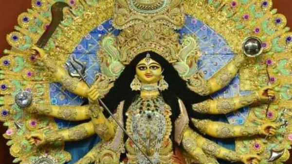 শুরু সর্বজনীন পুজো