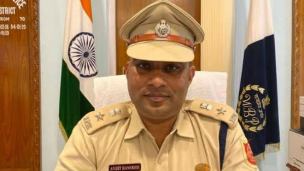 পুজোয় মানুষের সুবিধার্থে সুরক্ষা মোবাইল অ্যাপ চালু পুলিশের পুজোয় মানুষের সুবিধার্থে সুরক্ষা মোবাইল অ্যাপ চালু পুলিশের