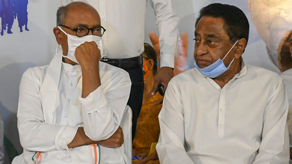 নির্বাচন কমিশনের কোপে পড়তে হল কমল নাথকে