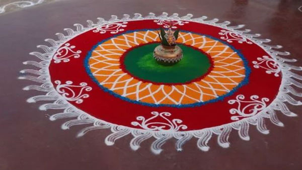 রংগোলিতে কী কী চলবে না? বাস্তু অনুযায়ী রংগোলি