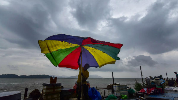 সাইক্লোন নিভার কবে আছড়ে পড়তে পারে!
