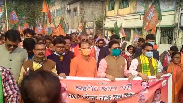এর আগেও বেলাগাম রাজু বন্দ্যোপাধ্যায়