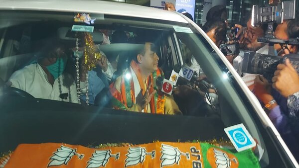 এবার সোশ্যাল মিডিয়া, সংবাদ মাধ্যমে আরও আগ্রসী হবে বিজেপি