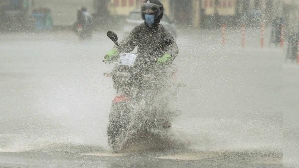 সাইক্লোন বুরেভি আসছে নিভারের পর!