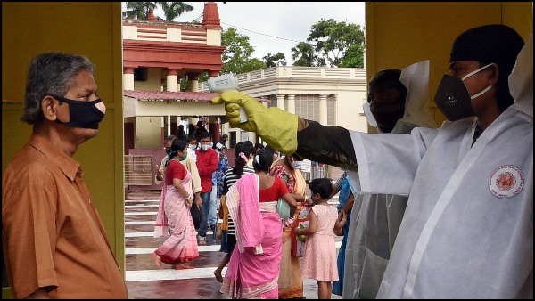 দক্ষিণেশ্বরে স্বাস্থ্যবিধিতে বিশেষ নজর