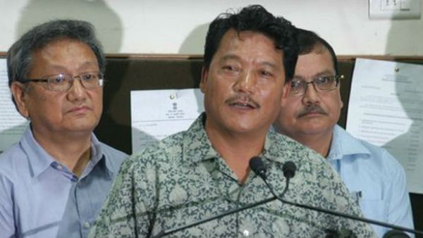 পুরনো বন্ধুতে ভরসা রাখুন