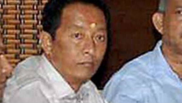 বিমলে আপত্তি বিনয়ে