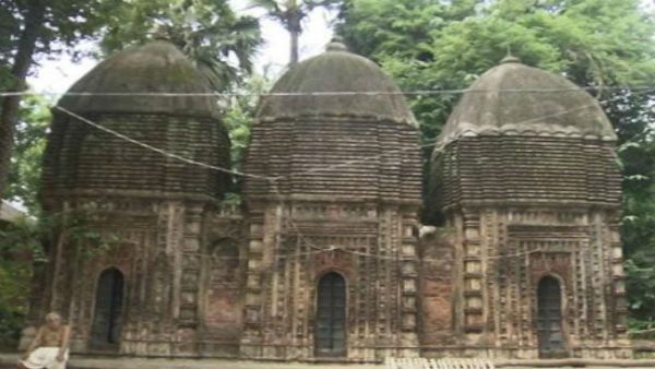 টেরাকোটার কাজের মন্দির